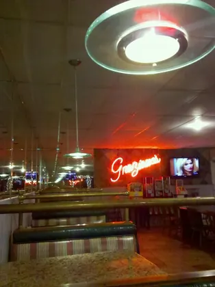 Graziano's Pizza Restaurant, business photo 4