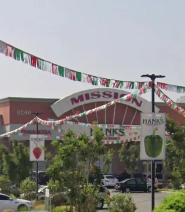 HANKS FARMER MARKET, business photo 4