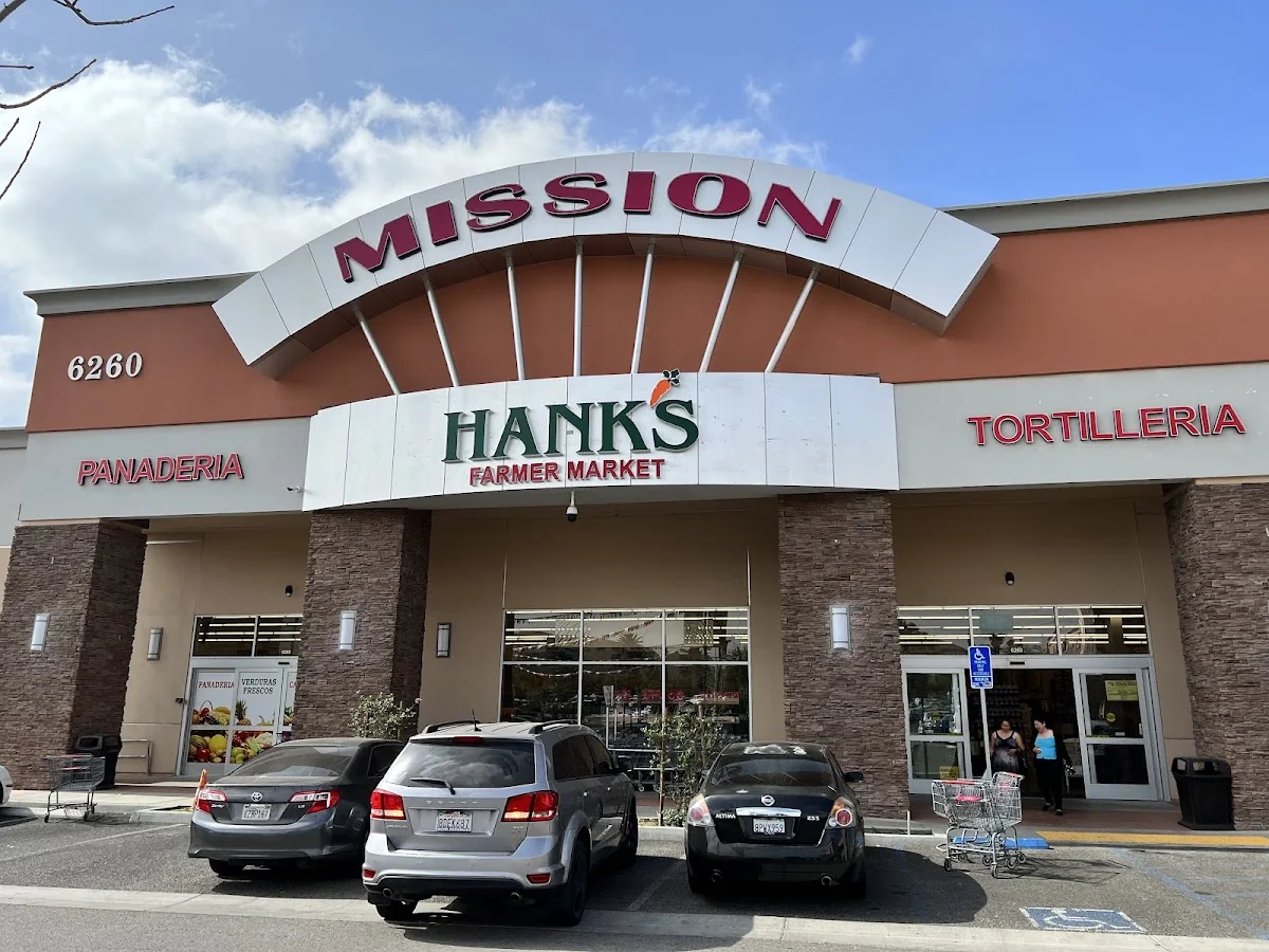 HANKS FARMER MARKET business photo