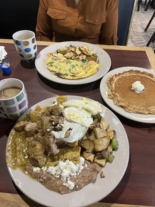 Jurupa's Cafe, business photo 3